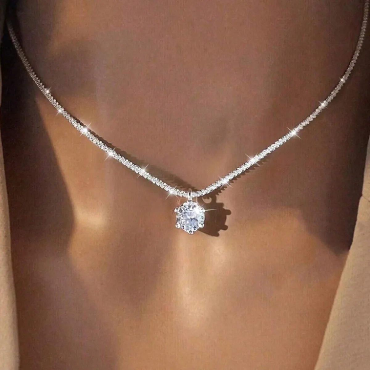 Collar Lumi | Cadena de Clavícula con Dije Rosa