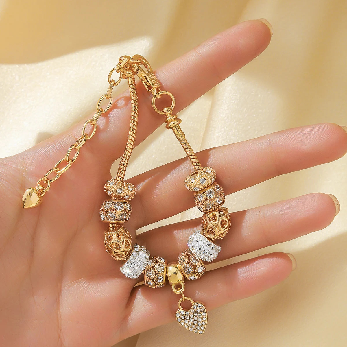 1PC Women's Fashion Pan Family DIY Multi Element Love Beaded Bracelet Date Travel Banquet Party Holiday Dressing Gift