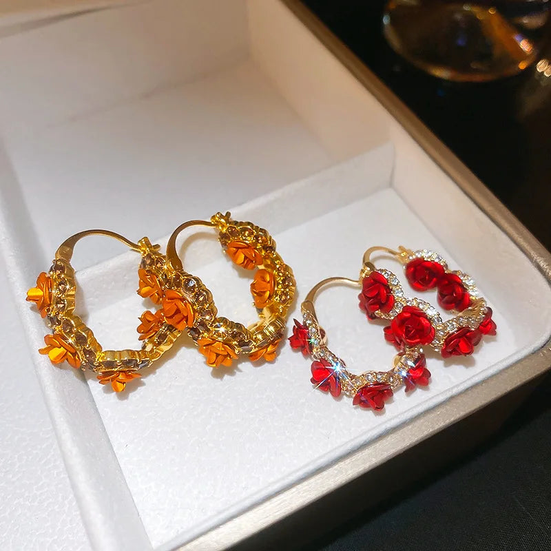 Fashion Red Rose Flower Hoop Earrings for Women Exquisite Elegant Shiny Crystal U-Shaped Ear Buckle Wedding Party Jewelry Gifts